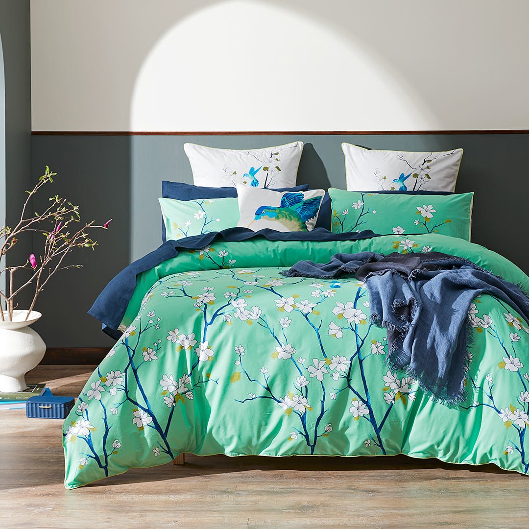 HUMMINGBIRD Cushion White
