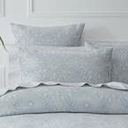 https://s3-ap-southeast-2.amazonaws.com/fusionfactory.commerceconnect.bbnt.production/pim_media/000/163/953/M_F_S24-25_Bedlinen_BOP_Arlen_QQC_Pillow_SI.jpg?1716170694