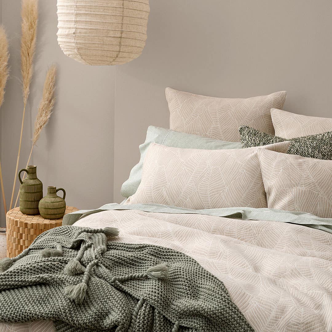 https://s3-ap-southeast-2.amazonaws.com/fusionfactory.commerceconnect.bbnt.production/pim_media/000/165/578/M_F_S24-25_Bedlinen_BOP_Bengali_Taupe_QQC_Marketing_1_SI.jpg?1719983435