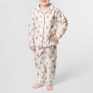 https://s3-ap-southeast-2.amazonaws.com/fusionfactory.commerceconnect.bbnt.production/pim_media/000/190/347/M_F_S24-25_Cuddly-Bear_Kids_Pyjama_Pant_Set_26095801_Front_SI.jpg?1740969796