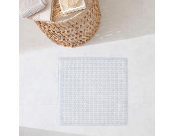 https://s3-ap-southeast-2.amazonaws.com/fusionfactory.commerceconnect.bbnt.production/pim_media/000/174/400/M_F_S24-25_Summer_LS_Studio_Bathmats_SPA_Shower_Mat-Vinyl-V2_SI.jpg?1730096491