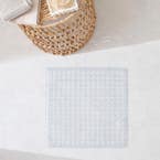 https://s3-ap-southeast-2.amazonaws.com/fusionfactory.commerceconnect.bbnt.production/pim_media/000/174/400/M_F_S24-25_Summer_LS_Studio_Bathmats_SPA_Shower_Mat-Vinyl-V2_SI.jpg?1730096491