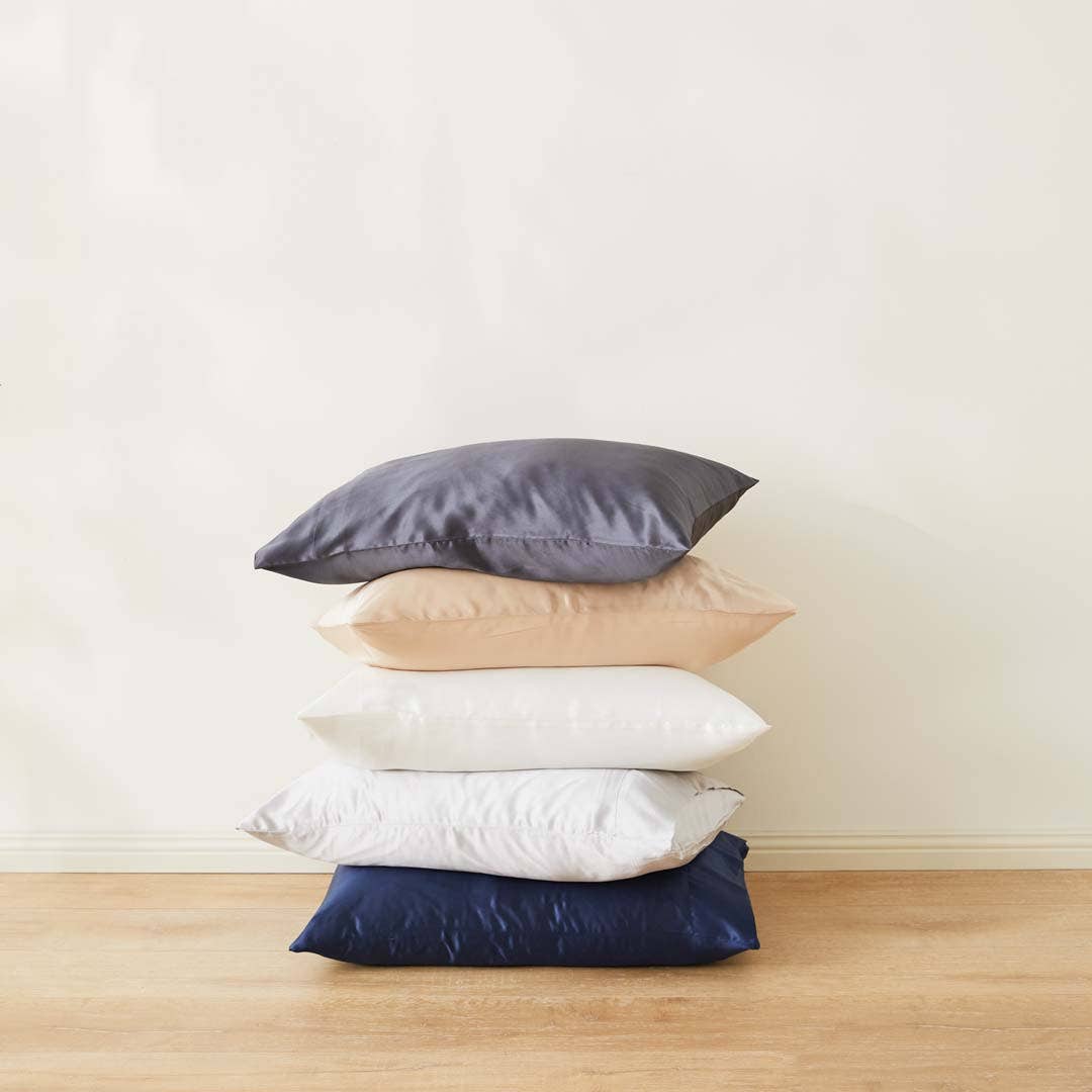 https://s3-ap-southeast-2.amazonaws.com/fusionfactory.commerceconnect.bbnt.production/pim_media/000/159/278/M_F_S24-W24_Mulberry_Silk_Pillow_Case_Range-V4.jpg?1705880938