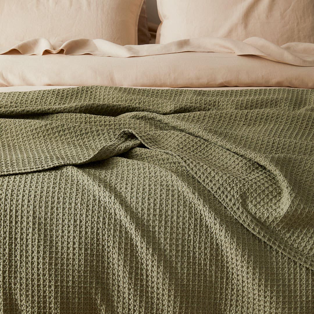 Sebastian Waffle Queen Blanket Olive Green