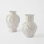 https://s3-ap-southeast-2.amazonaws.com/fusionfactory.commerceconnect.bbnt.production/pim_media/000/202/314/M_F_S25-26_Anelle-Ceramic-Urn-Vase_Range_White_26625_R_SI.jpg?1759649669