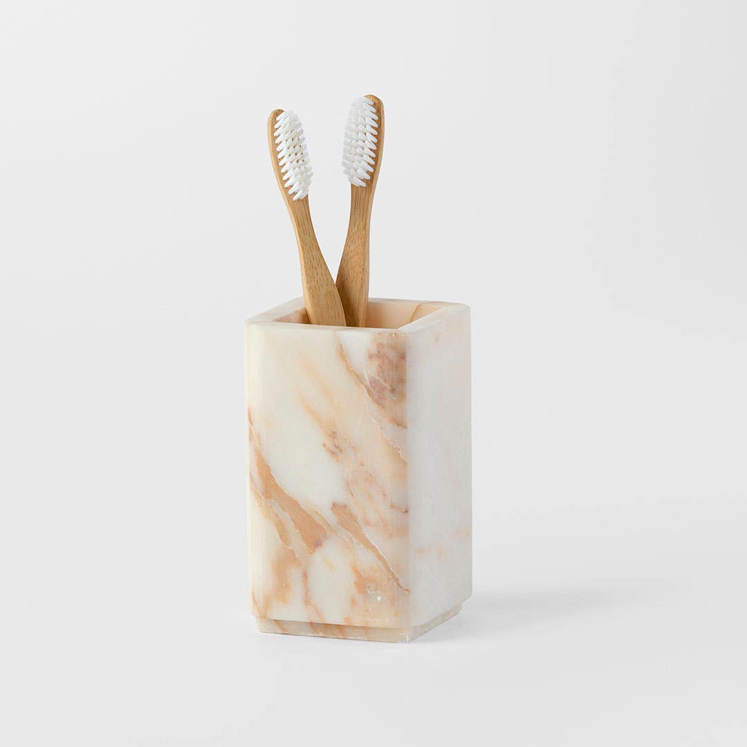 https://s3-ap-southeast-2.amazonaws.com/fusionfactory.commerceconnect.bbnt.production/pim_media/000/199/086/M_F_S25-26_Aven-Marble-Tumbler_Calacatta_26609901_SCALE_SI.jpg?1754530996