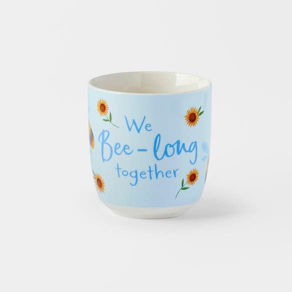 https://s3-ap-southeast-2.amazonaws.com/fusionfactory.commerceconnect.bbnt.production/pim_media/000/198/047/M_F_S25-26_Barker-Mug-We-Beelong-Together_Blue_26518501_V2_SI.jpg?1753153332