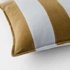 https://s3-ap-southeast-2.amazonaws.com/fusionfactory.commerceconnect.bbnt.production/pim_media/000/202/767/M_F_S25-26_Bates-Velvet-Cushion_Olive-Blue_26610101_Detail_SI.jpg?1760068541