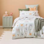 https://s3-ap-southeast-2.amazonaws.com/fusionfactory.commerceconnect.bbnt.production/pim_media/000/204/339/M_F_S25-26_Bedlinen_BOP_Buck_SQC_SI.jpg?1763076264