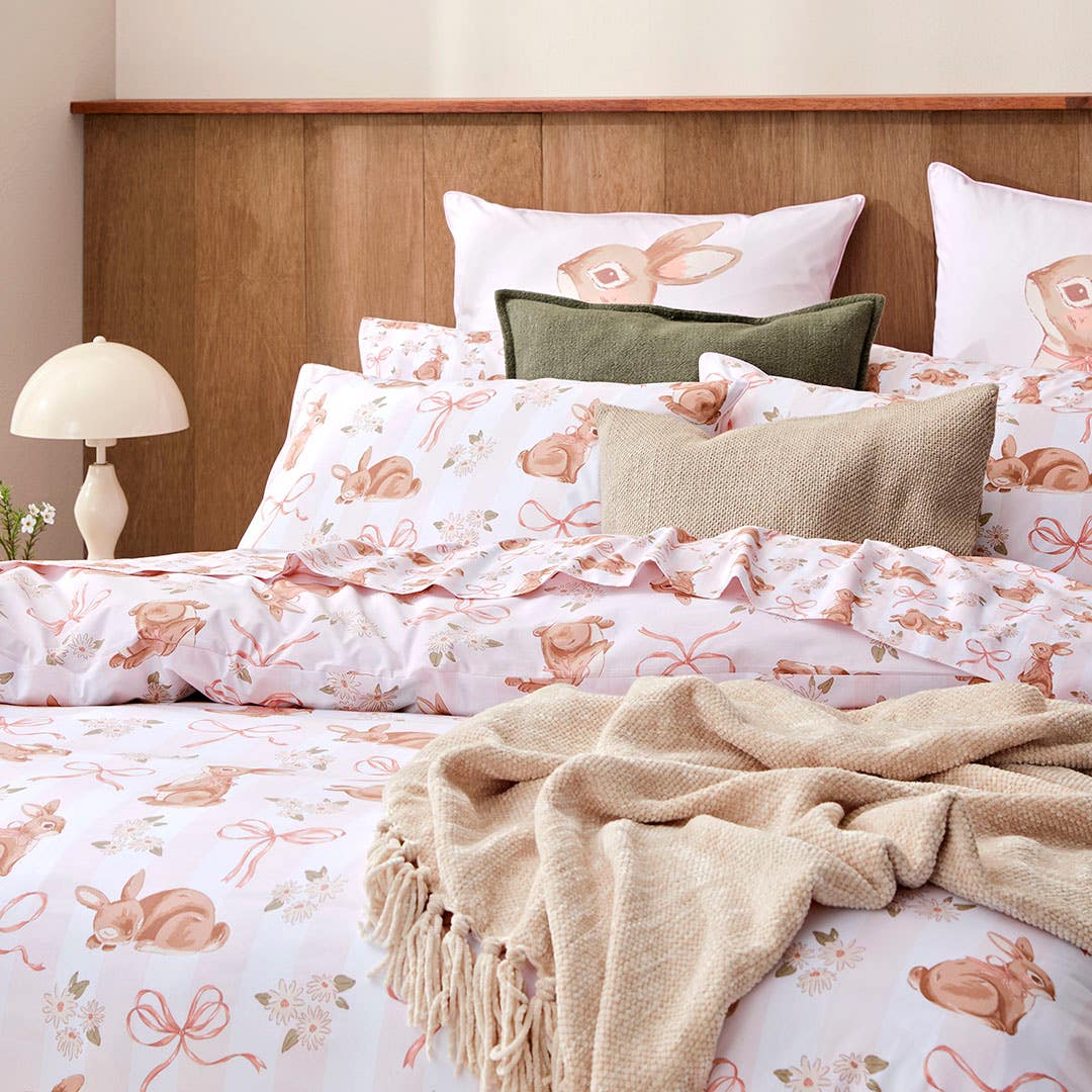 https://s3-ap-southeast-2.amazonaws.com/fusionfactory.commerceconnect.bbnt.production/pim_media/000/195/660/M_F_S25-26_Bedlinen_BOP_Bunny_Bows_QQC_Marketing_1_SI.jpg?1748311676