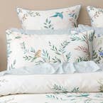 https://s3-ap-southeast-2.amazonaws.com/fusionfactory.commerceconnect.bbnt.production/pim_media/000/194/405/M_F_S25-26_Bedlinen_BOP_Eden_QQC_Pillow_SI.jpg?1745995269