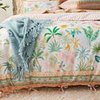 https://s3-ap-southeast-2.amazonaws.com/fusionfactory.commerceconnect.bbnt.production/pim_media/000/201/375/M_F_S25-26_Bedlinen_BOP_Estrella_QQC_Marketing__7665_SI.jpg?1758236085