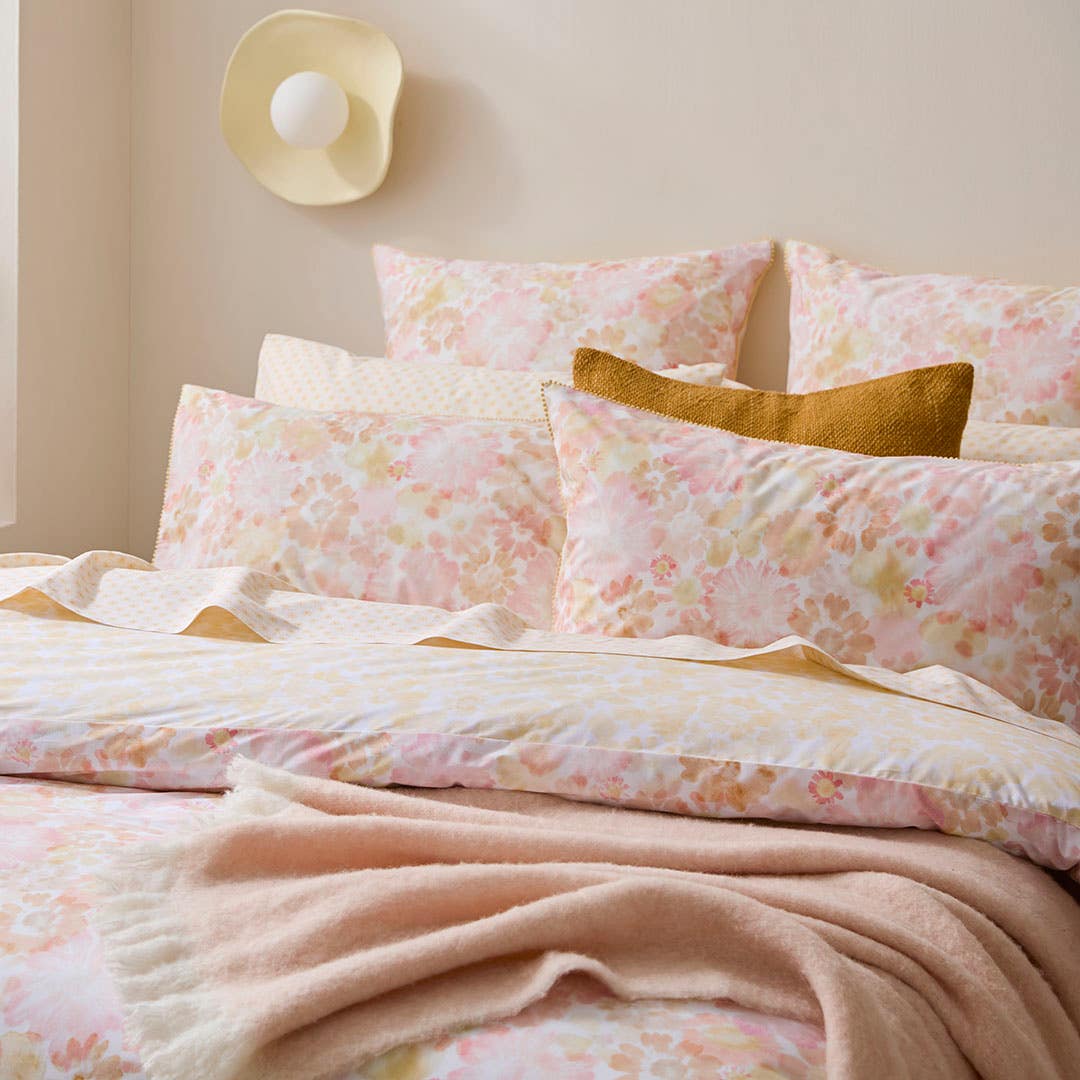 https://s3-ap-southeast-2.amazonaws.com/fusionfactory.commerceconnect.bbnt.production/pim_media/000/194/604/M_F_S25-26_Bedlinen_BOP_Izzie_QQC_Marketing_1_SI.jpg?1746494702