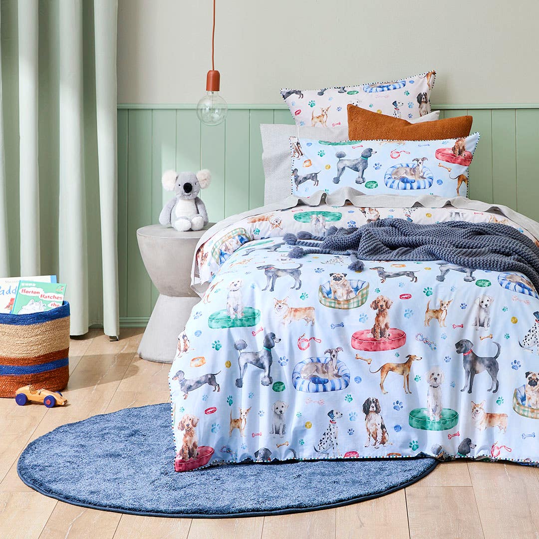 https://s3-ap-southeast-2.amazonaws.com/fusionfactory.commerceconnect.bbnt.production/pim_media/000/199/753/M_F_S25-26_Bedlinen_BOP_Murphy_SQC_SI.jpg?1755496023