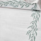 https://s3-ap-southeast-2.amazonaws.com/fusionfactory.commerceconnect.bbnt.production/pim_media/000/201/183/M_F_S25-26_Bedlinen_BOP_Sephos_QQC_Detail_1_SI.jpg?1758068356