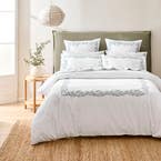 https://s3-ap-southeast-2.amazonaws.com/fusionfactory.commerceconnect.bbnt.production/pim_media/000/201/188/M_F_S25-26_Bedlinen_BOP_Sephos_QQC_V2_SI.jpg?1758068357
