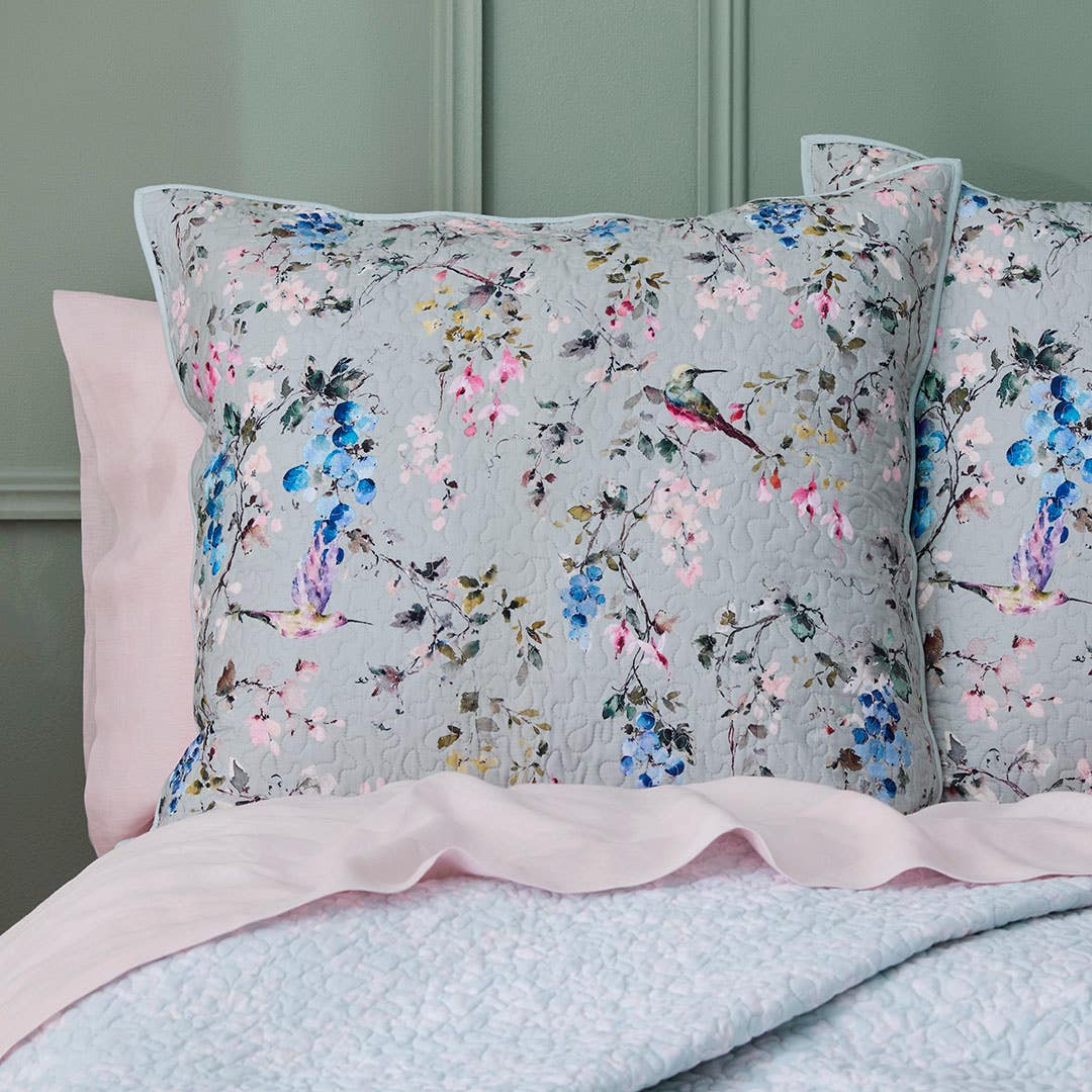 https://s3-ap-southeast-2.amazonaws.com/fusionfactory.commerceconnect.bbnt.production/pim_media/000/201/773/M_F_S25-26_Bedspread_BOP_Liana_BS_Euro_SI.jpg?1759117924