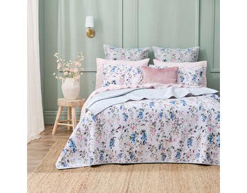 https://s3-ap-southeast-2.amazonaws.com/fusionfactory.commerceconnect.bbnt.production/pim_media/000/201/769/M_F_S25-26_Bedspread_BOP_Liana_BS_SI.jpg?1759117923