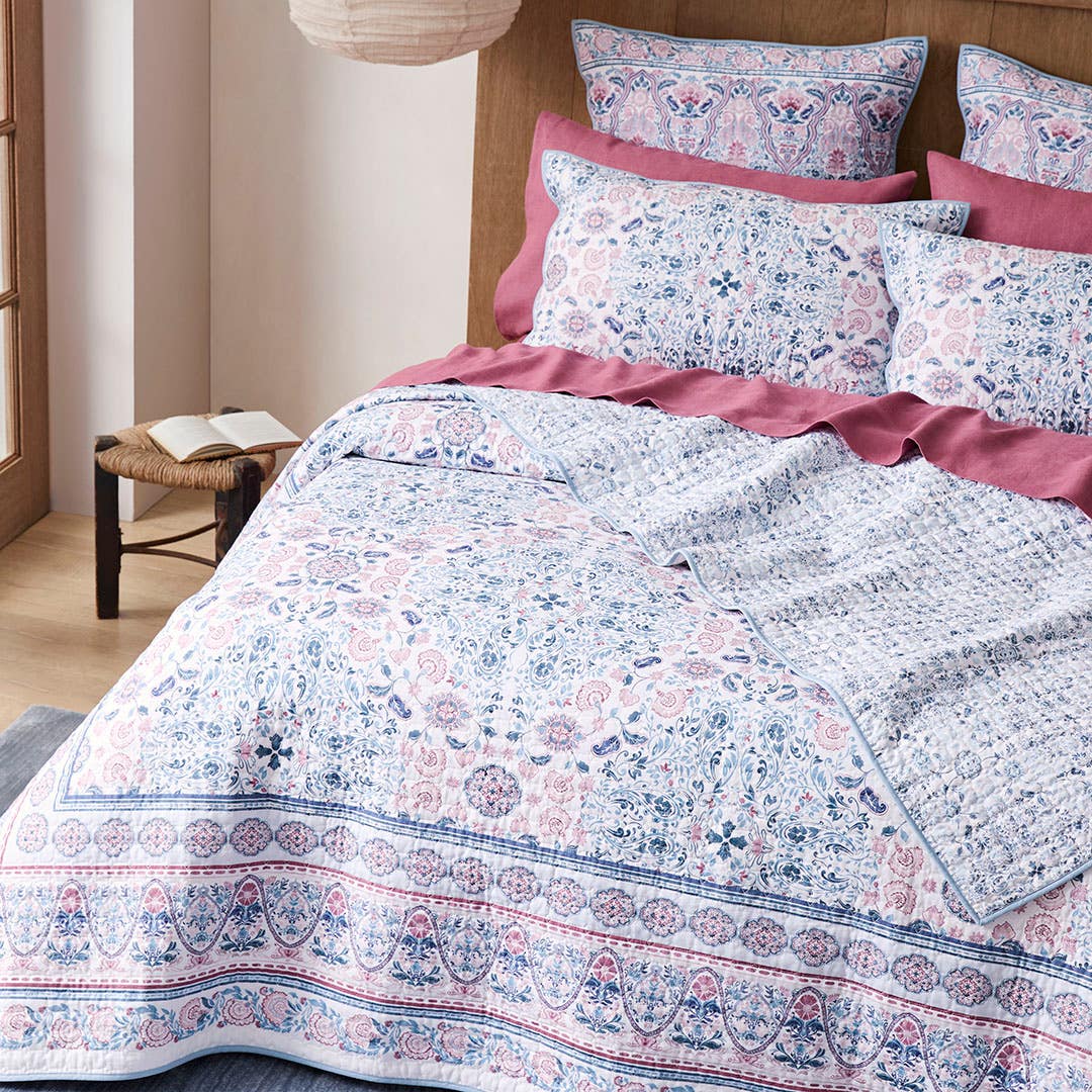 https://s3-ap-southeast-2.amazonaws.com/fusionfactory.commerceconnect.bbnt.production/pim_media/000/197/478/M_F_S25-26_Bedspread_BOP_Presley_BS_Marketing_SI.jpg?1752543283
