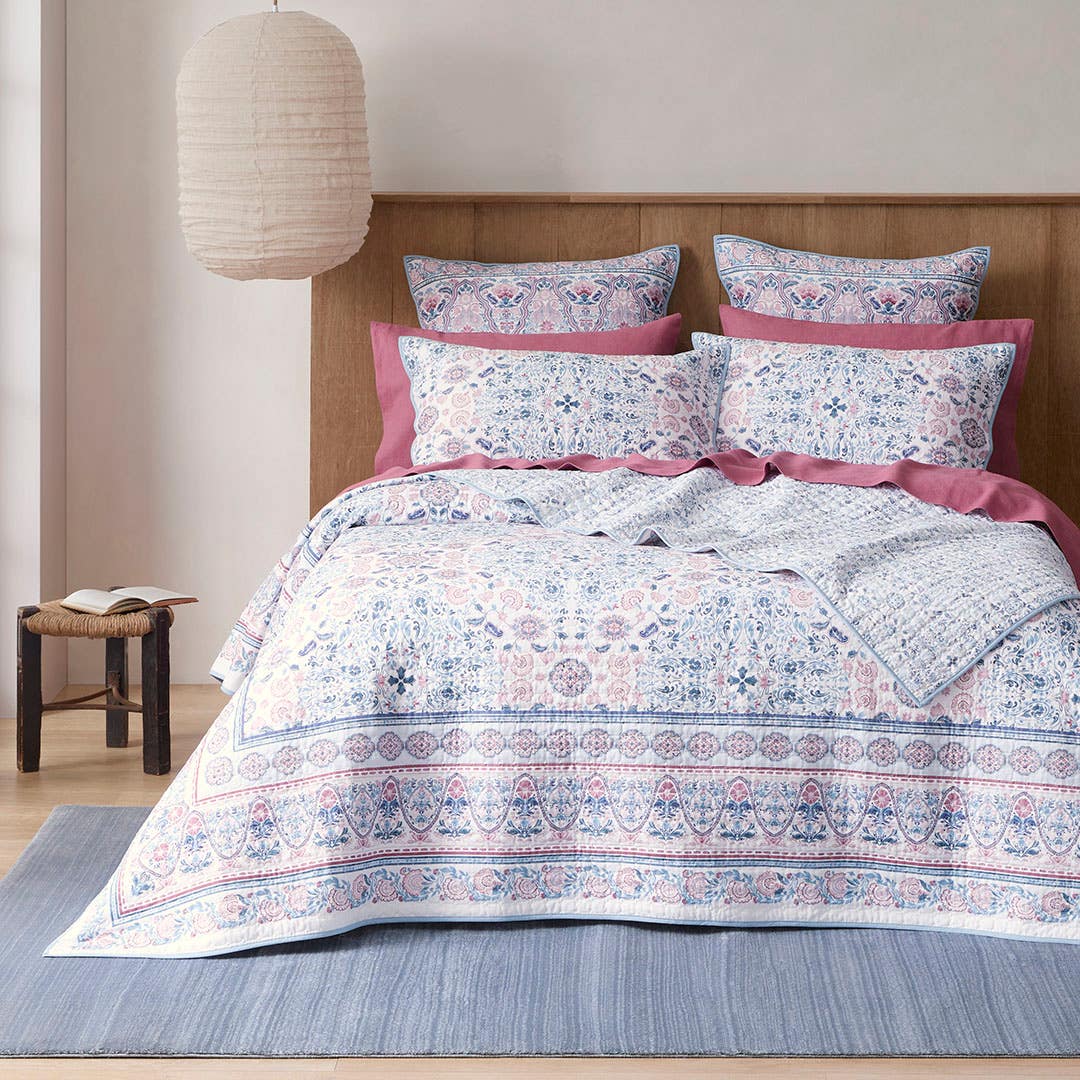 https://s3-ap-southeast-2.amazonaws.com/fusionfactory.commerceconnect.bbnt.production/pim_media/000/197/475/M_F_S25-26_Bedspread_BOP_Presley_BS_V2_SI.jpg?1752543282