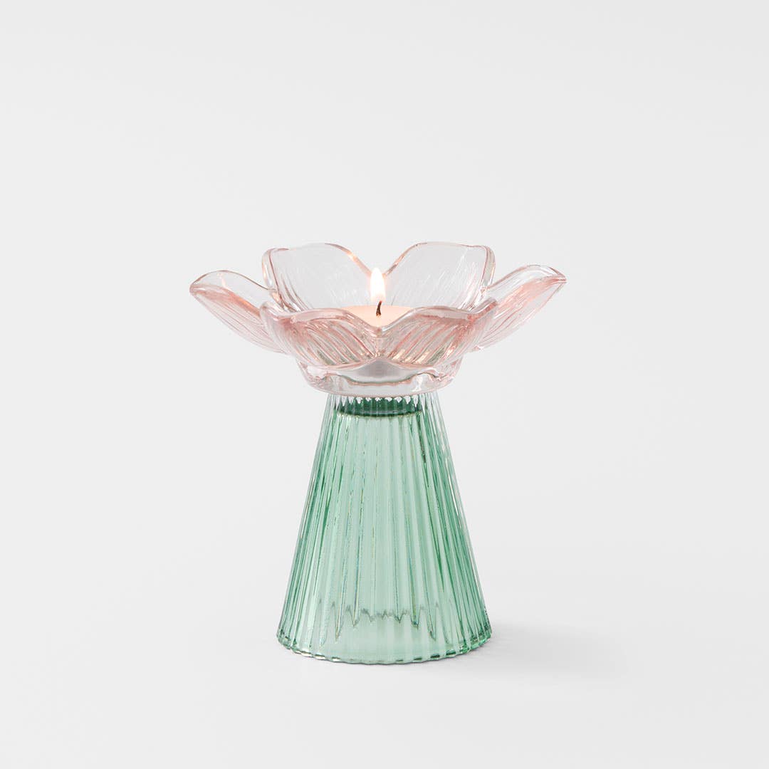 https://s3-ap-southeast-2.amazonaws.com/fusionfactory.commerceconnect.bbnt.production/pim_media/000/199/645/M_F_S25-26_Flower-Glass-Candle-Holder_Pink-Green_26648502_V2_SI.jpg?1755233802
