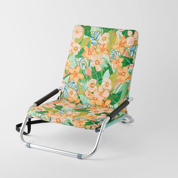 https://s3-ap-southeast-2.amazonaws.com/fusionfactory.commerceconnect.bbnt.production/pim_media/000/197/366/M_F_S25-26_Juna-Beach-Chair-w-Padded-Cover_Multi_26529701_SI.jpg?1752216720
