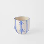 https://s3-ap-southeast-2.amazonaws.com/fusionfactory.commerceconnect.bbnt.production/pim_media/000/202/371/M_F_S25-26_Marra-Ceramic-Planter_Blue-White_26624201_SI.jpg?1759652408