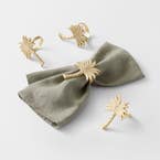 https://s3-ap-southeast-2.amazonaws.com/fusionfactory.commerceconnect.bbnt.production/pim_media/000/199/562/M_F_S25-26_Palm-Tree-Napkin-Rings-S4_Gold_26534101_SCALE_SI.jpg?1755154887