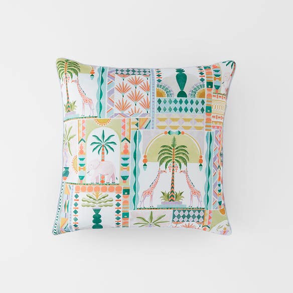 https://s3-ap-southeast-2.amazonaws.com/fusionfactory.commerceconnect.bbnt.production/pim_media/000/201/865/M_F_S25-26_Panama-Zella-Outdoor-Cushion-Reversable_Multi_26532601_SI.jpg?1759193915