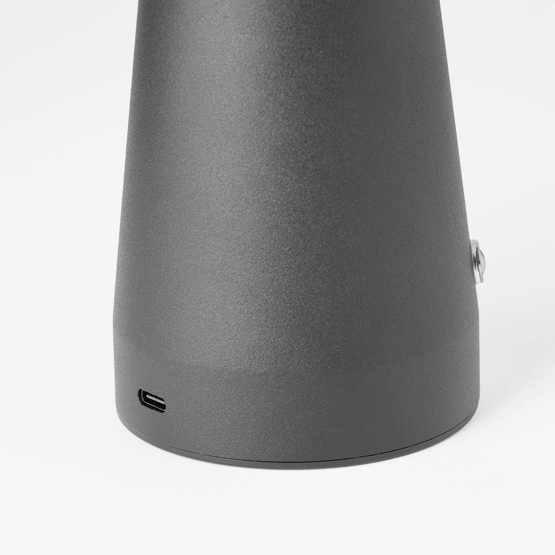 https://s3-ap-southeast-2.amazonaws.com/fusionfactory.commerceconnect.bbnt.production/pim_media/000/201/252/M_F_S25-26_Pascal-Led-Light_Black_26625903_Detail-03_SI.jpg?1758071963