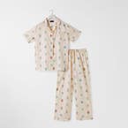 https://s3-ap-southeast-2.amazonaws.com/fusionfactory.commerceconnect.bbnt.production/pim_media/000/198/934/M_F_S25-26_Pippy-Pants-PJ-Set-Small_Pippy-Yellow_26513001_SI.jpg?1754365939
