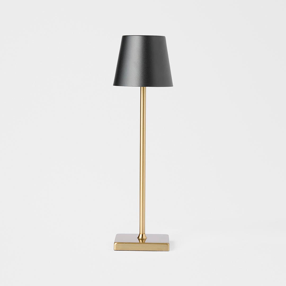 https://s3-ap-southeast-2.amazonaws.com/fusionfactory.commerceconnect.bbnt.production/pim_media/000/201/261/M_F_S25-26_Remona-LED-Table-Lamp_Black-Gold_23413806_SI.jpg?1758072262