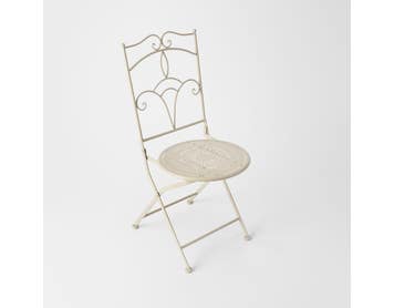 https://s3-ap-southeast-2.amazonaws.com/fusionfactory.commerceconnect.bbnt.production/pim_media/000/199/005/M_F_S25-26_Retreat-Garden-Chair_Baige_26536901_SI.jpg?1754371532