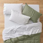 https://s3-ap-southeast-2.amazonaws.com/fusionfactory.commerceconnect.bbnt.production/pim_media/000/195/117/M_F_S25-26_Sheet_Sets_Tobago_Green_SS_SI.jpg?1747373292