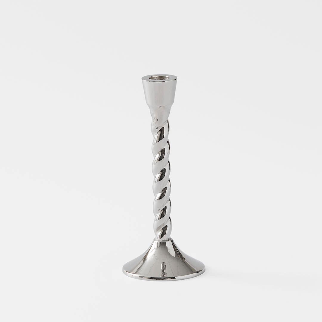 https://s3-ap-southeast-2.amazonaws.com/fusionfactory.commerceconnect.bbnt.production/pim_media/000/199/613/M_F_S25-26_Swirl-Metal-Candle-Holder-Sml_Silver_26599201_SI.jpg?1755231036