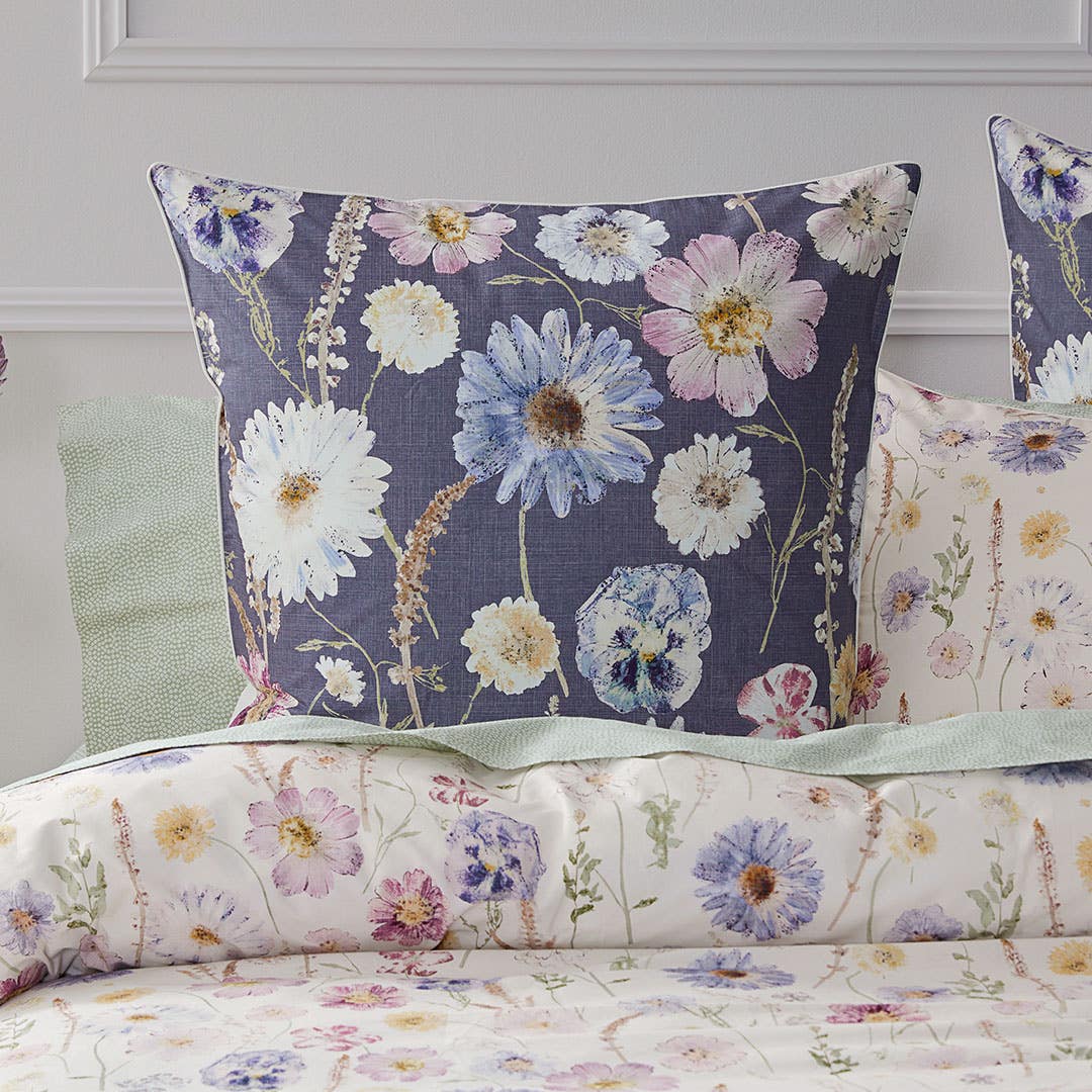 https://s3-ap-southeast-2.amazonaws.com/fusionfactory.commerceconnect.bbnt.production/pim_media/000/162/603/M_F_S25_Bedlinen_BOP_Herbarium_Euro_SI.jpg?1712189017