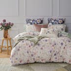 https://s3-ap-southeast-2.amazonaws.com/fusionfactory.commerceconnect.bbnt.production/pim_media/000/162/598/M_F_S25_Bedlinen_BOP_Herbarium_QQC_SI.jpg?1712188931