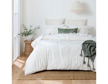 https://s3-ap-southeast-2.amazonaws.com/fusionfactory.commerceconnect.bbnt.production/pim_media/000/213/817/M_F_S26-27_Bedlinen_BOP_Rio_Palm_QQC_SI.jpg?1779171282
