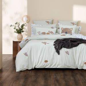 https://s3-ap-southeast-2.amazonaws.com/fusionfactory.commerceconnect.bbnt.production/pim_media/000/213/649/M_F_S26-27_Bedlinen_BOP_Wanneroo_QCS_SI.jpg?1779159332