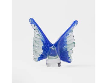 https://s3-ap-southeast-2.amazonaws.com/fusionfactory.commerceconnect.bbnt.production/pim_media/000/221/498/M_F_S26-27_Betty-Glass-Butterfly-Ornament_Blue-Green_27331602_SI.jpg?1788743588
