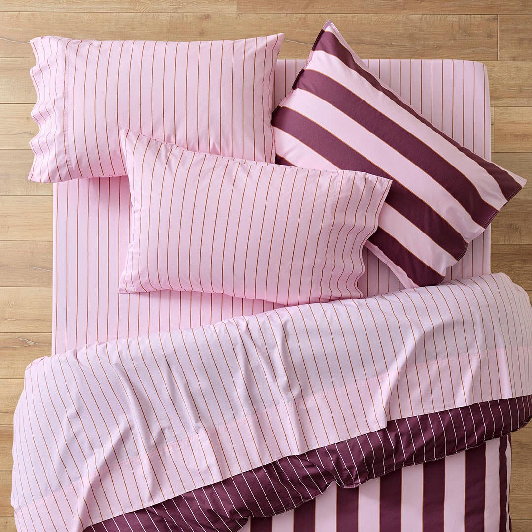 https://s3-ap-southeast-2.amazonaws.com/fusionfactory.commerceconnect.bbnt.production/pim_media/000/216/523/M_F_S26-27_Sheet_Sets-Andre_Stripe_SS-Pink_SI.jpg?1783476215