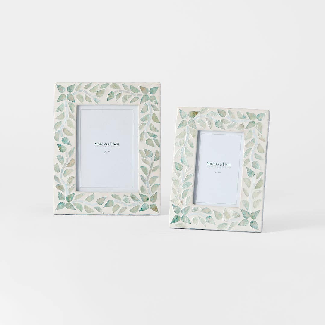 https://s3-ap-southeast-2.amazonaws.com/fusionfactory.commerceconnect.bbnt.production/pim_media/000/192/352/M_F_Sahara_Inlay_Frame_Teal_26165_R_SI.jpg?1743471949