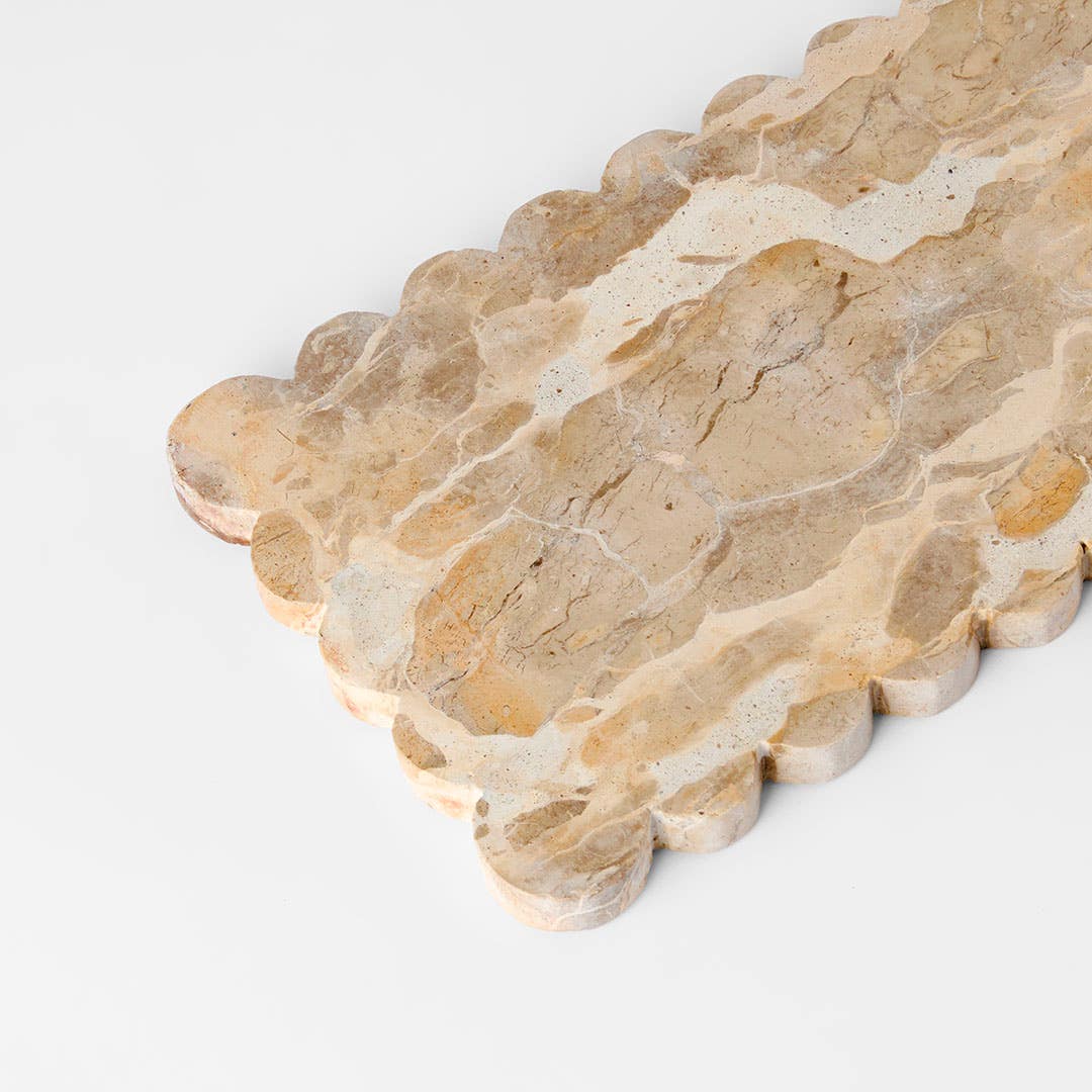 https://s3-ap-southeast-2.amazonaws.com/fusionfactory.commerceconnect.bbnt.production/pim_media/000/194/307/M_F_Scallop-Marble-Tray-Rect_Leopard_26157501_Detail_SI.jpg?1745973624