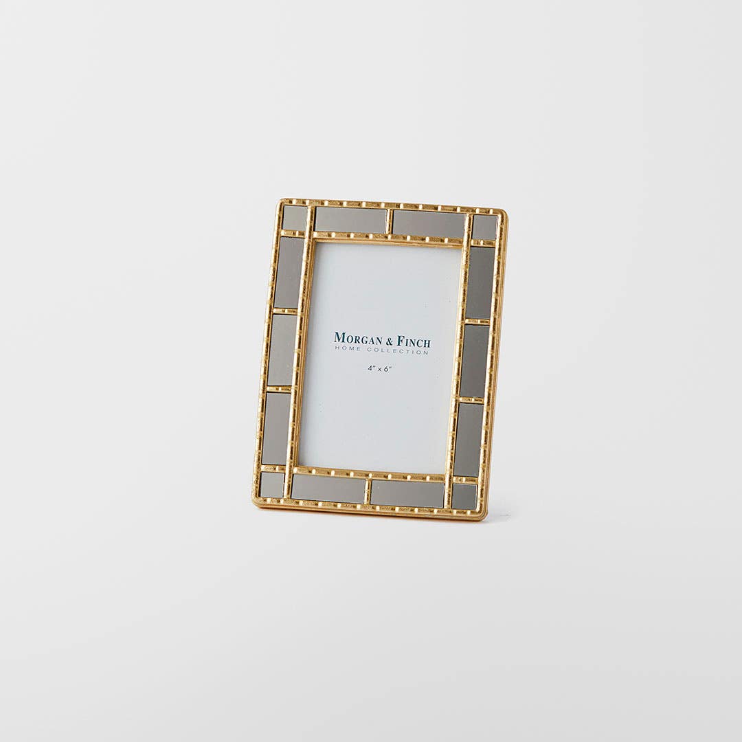 https://s3-ap-southeast-2.amazonaws.com/fusionfactory.commerceconnect.bbnt.production/pim_media/000/170/151/M_F_Serai-Frame-4x6_Gold_25828901_SI.jpg?1726540679