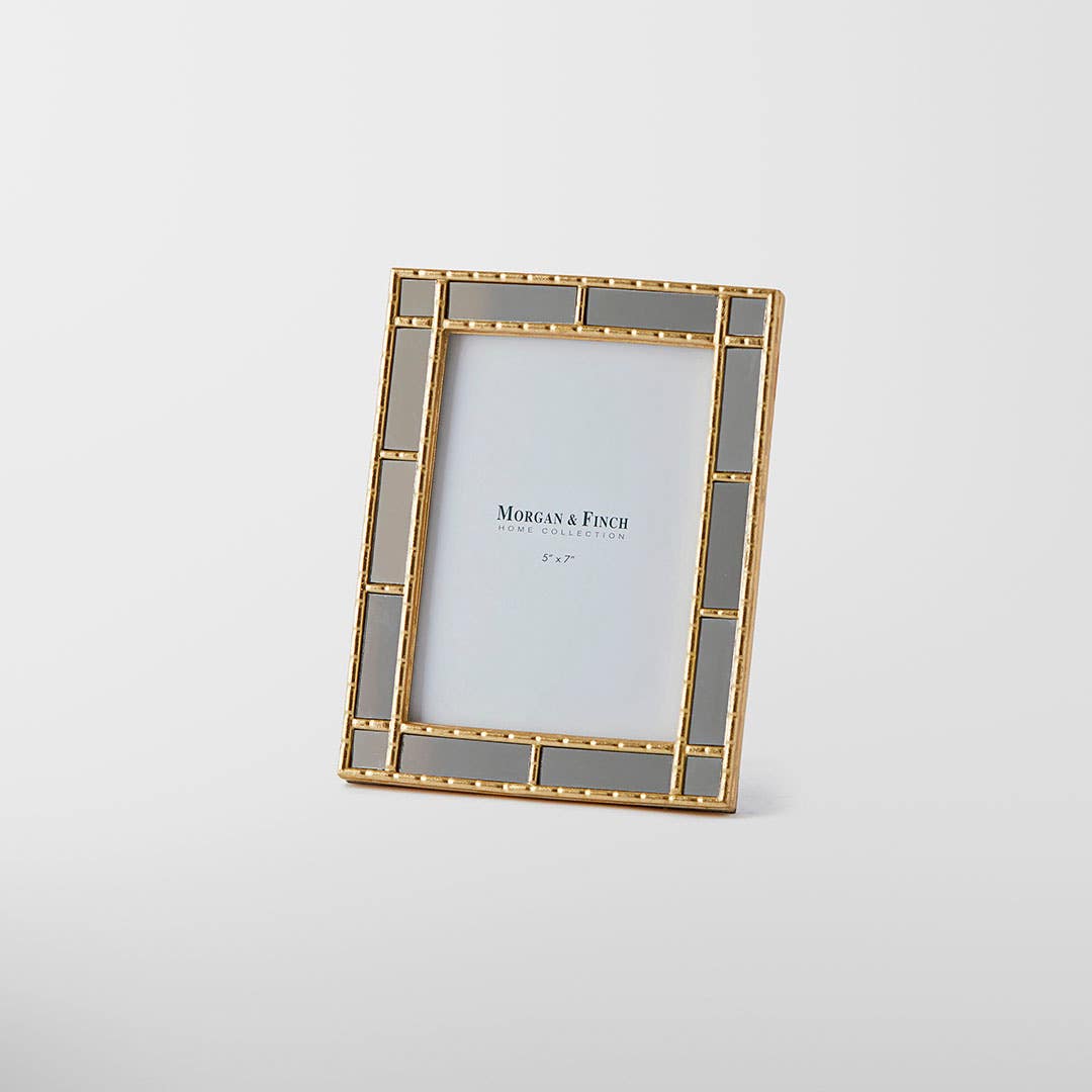 https://s3-ap-southeast-2.amazonaws.com/fusionfactory.commerceconnect.bbnt.production/pim_media/000/205/230/M_F_Serai-Frame-5x7_Gold_25829001_SI.jpg?1765250323