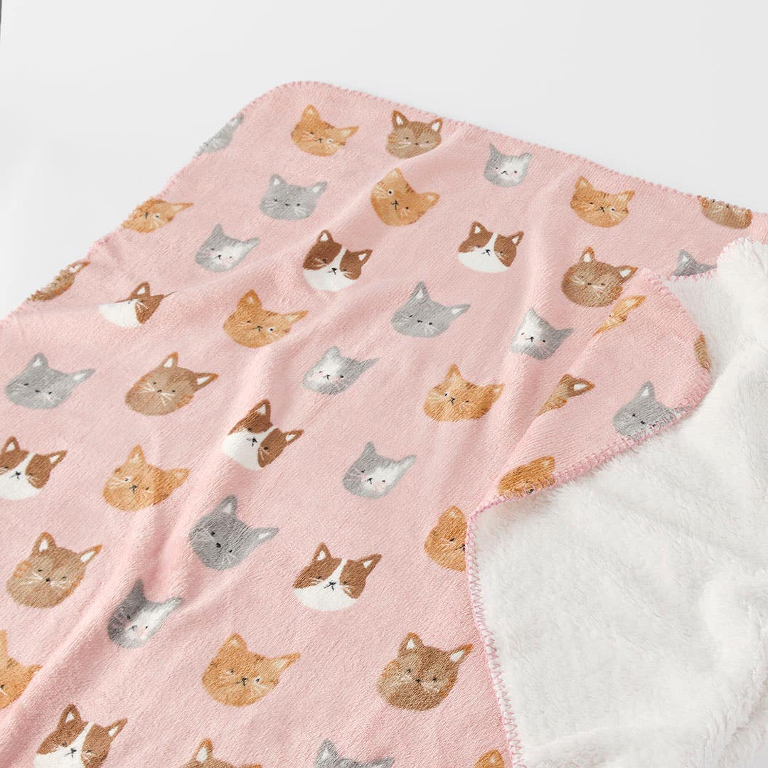 https://s3-ap-southeast-2.amazonaws.com/fusionfactory.commerceconnect.bbnt.production/pim_media/000/190/185/M_F_Simba-Pink-Sherpa-Throw_Pink_23175402_Detail-02_SI.jpg?1740711470