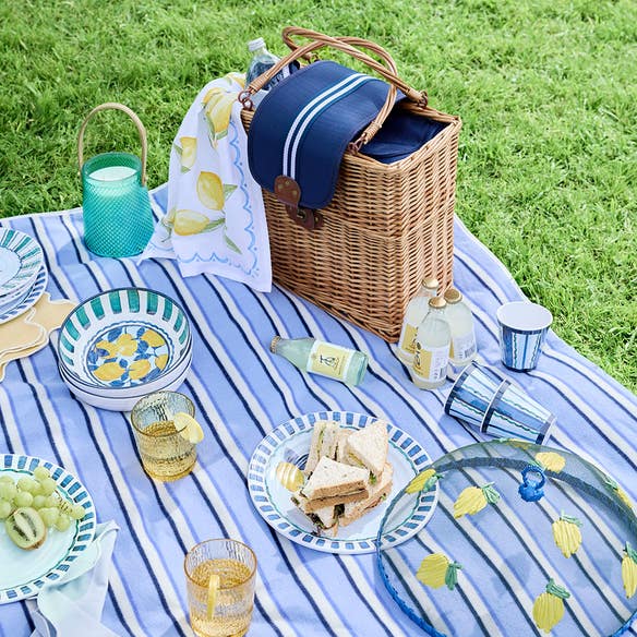 https://s3-ap-southeast-2.amazonaws.com/fusionfactory.commerceconnect.bbnt.production/pim_media/000/173/989/M_F_Summer_S24-25_LS_Location_Atticus_Picnic_Range-Food_Cover_Limone-Melamine_Dinnerware-Citronella_Lantern_Candle-Detail-1.jpg?1729740151