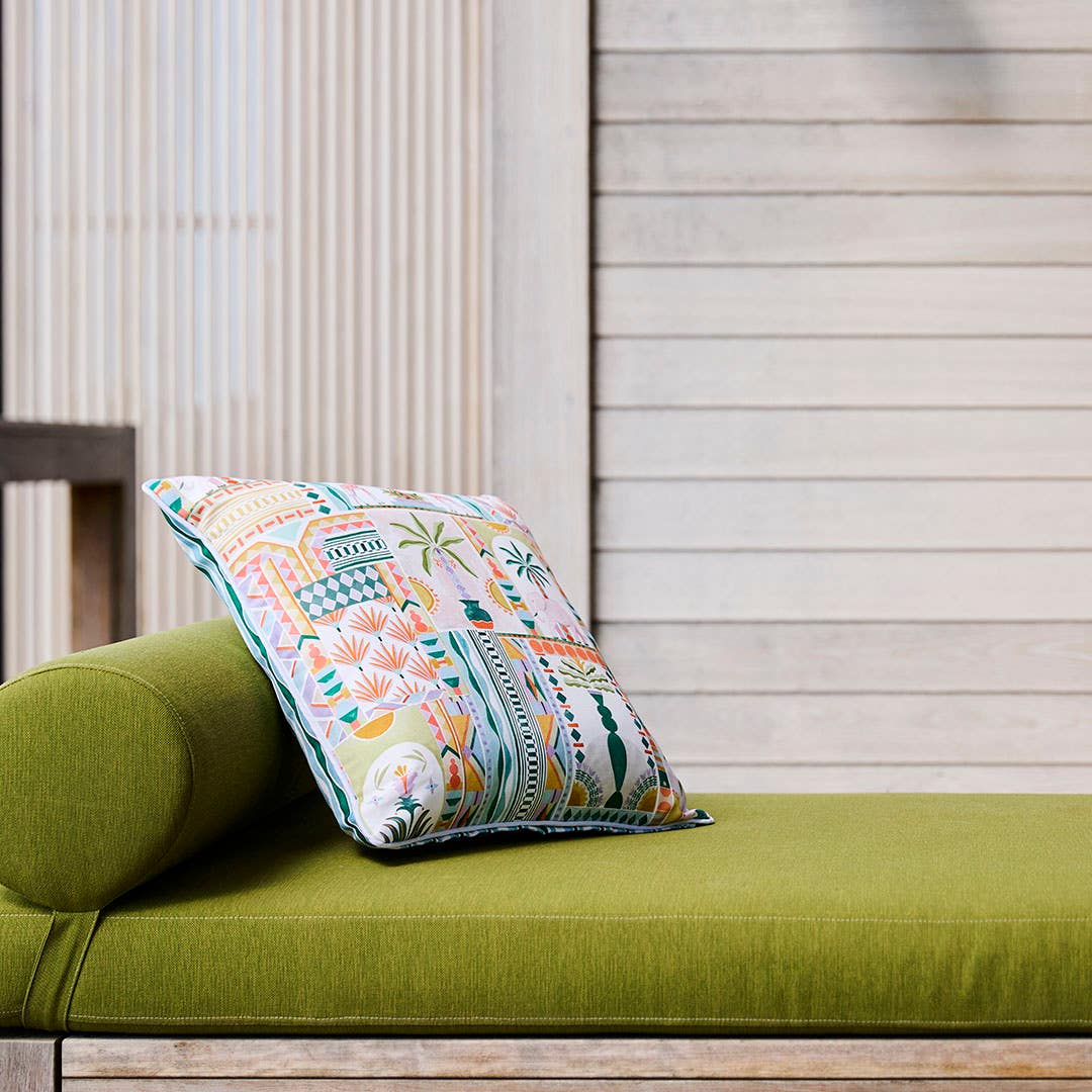https://s3-ap-southeast-2.amazonaws.com/fusionfactory.commerceconnect.bbnt.production/pim_media/000/204/438/M_F_Summer_S25-26_LS_Outdoor_Cushions-Panama-Zella_SI.jpg?1763532776