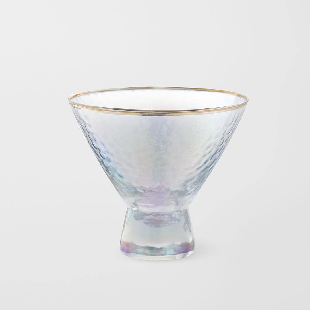 https://s3-ap-southeast-2.amazonaws.com/fusionfactory.commerceconnect.bbnt.production/pim_media/000/152/270/M_F_Vista_Gold_Rim_Low_Cocktail_Glass_Pearl__22822501_SI.jpg?1690857806