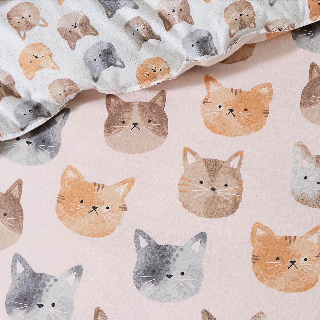 https://s3-ap-southeast-2.amazonaws.com/fusionfactory.commerceconnect.bbnt.production/pim_media/000/157/099/M_F_W24_Bedlinen_Flannelette_BOP_Nala_QQC_Detail_1_SI.jpg?1702355813